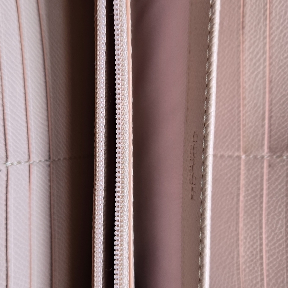 Coach Pink Leather Wallet Textured Zip-Around - Picture 3 of 6